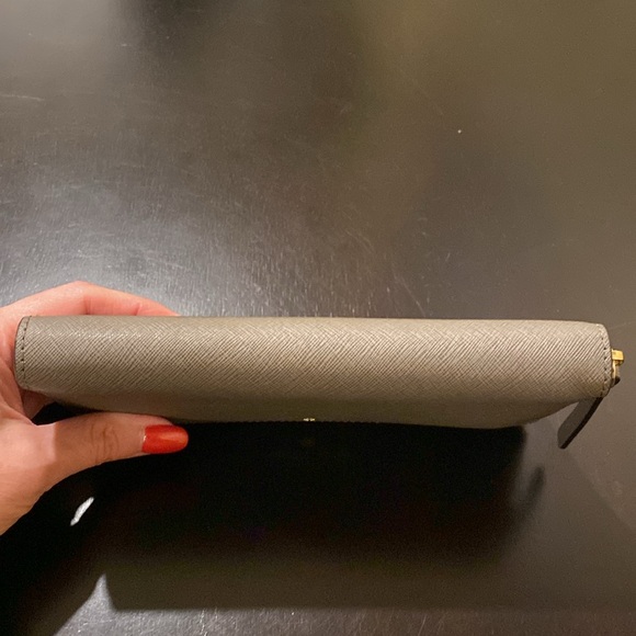 Kate Spade Zip Around Wallet Gray - Picture 11 of 14
